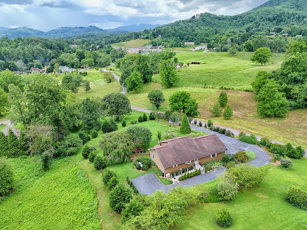 417184 Hayesville Residential