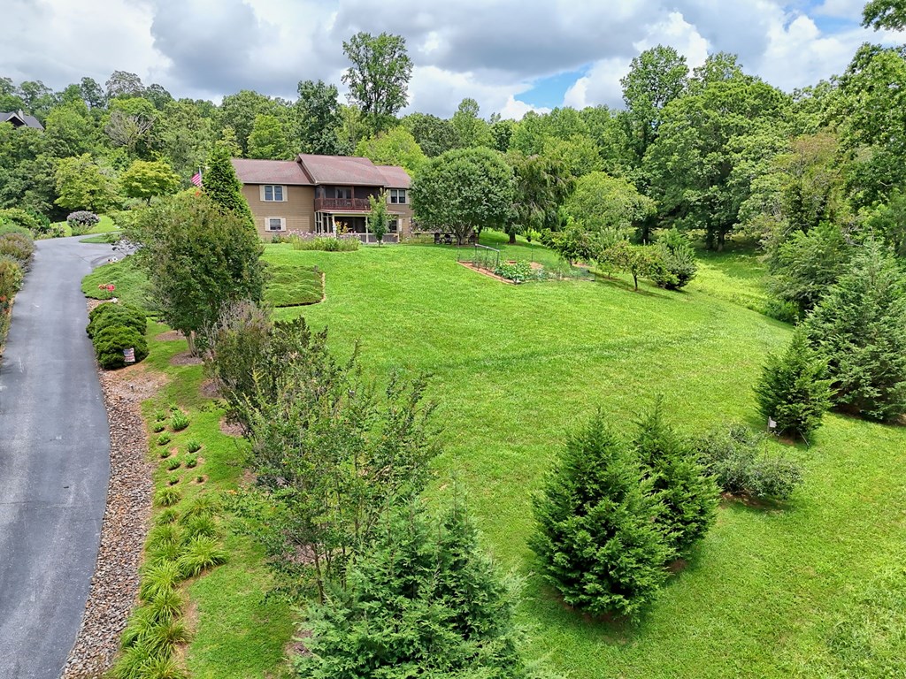 417184 Hayesville Residential