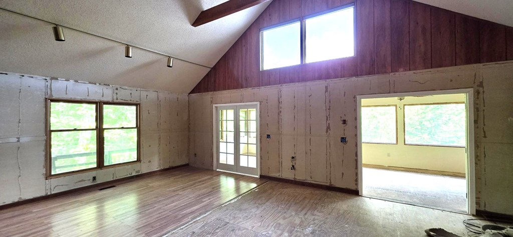 417188 Murphy Residential