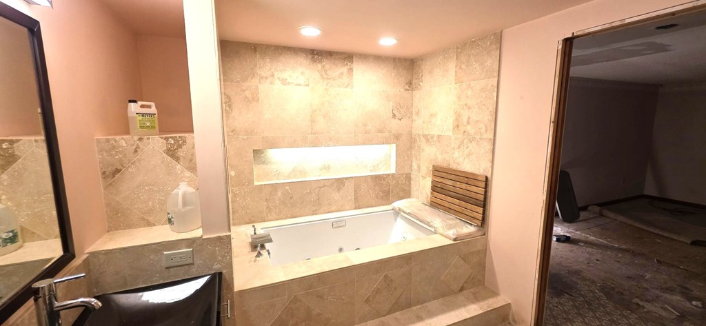 417188 Murphy Residential