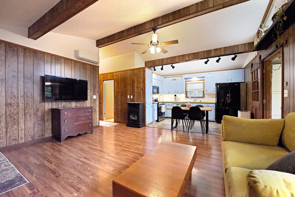 417190 Hiawassee Residential