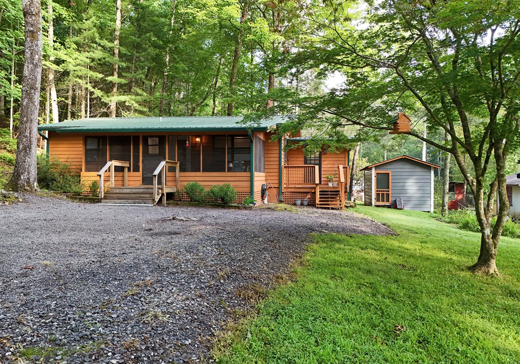 417190 Hiawassee Residential