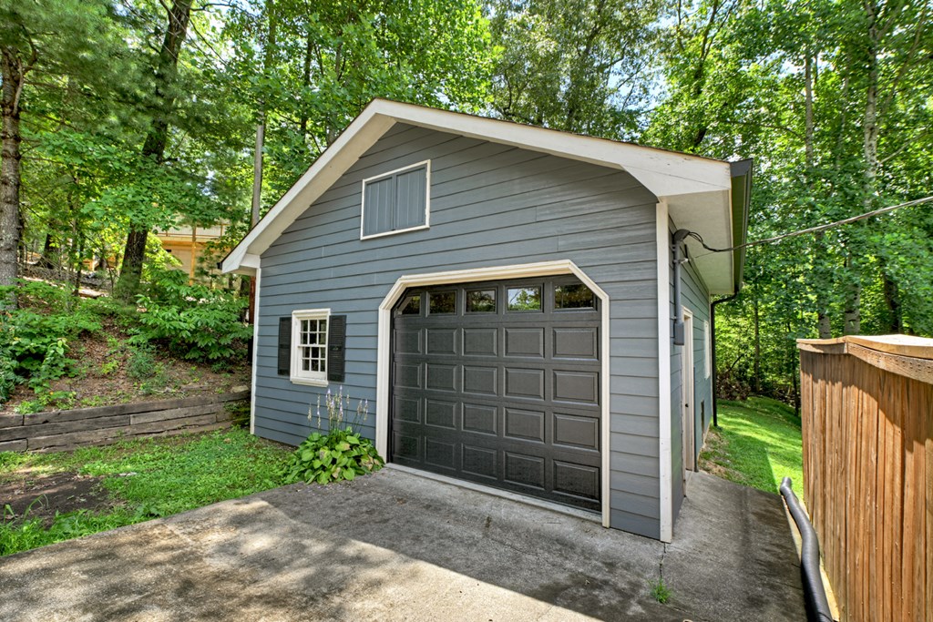 417213 Morganton Residential
