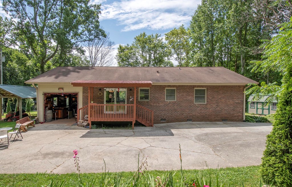 417227 Hayesville Residential