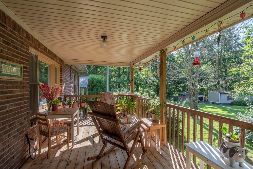 417227 Hayesville Residential