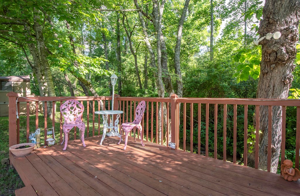 417227 Hayesville Residential