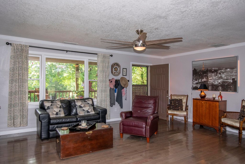 417227 Hayesville Residential