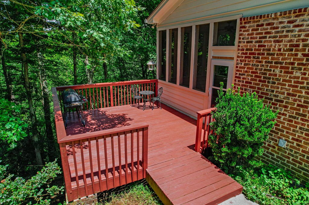 417235 Talking Rock Residential