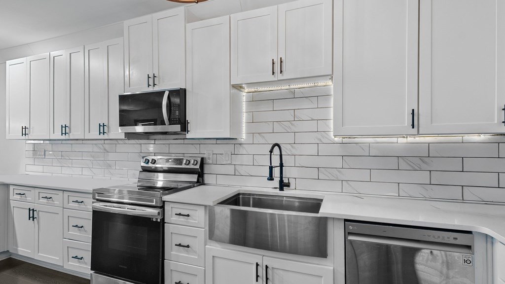 417252 Epworth Residential