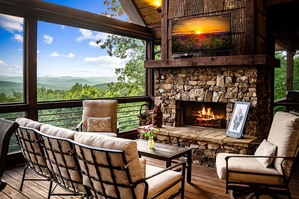 417263 Blue Ridge Residential