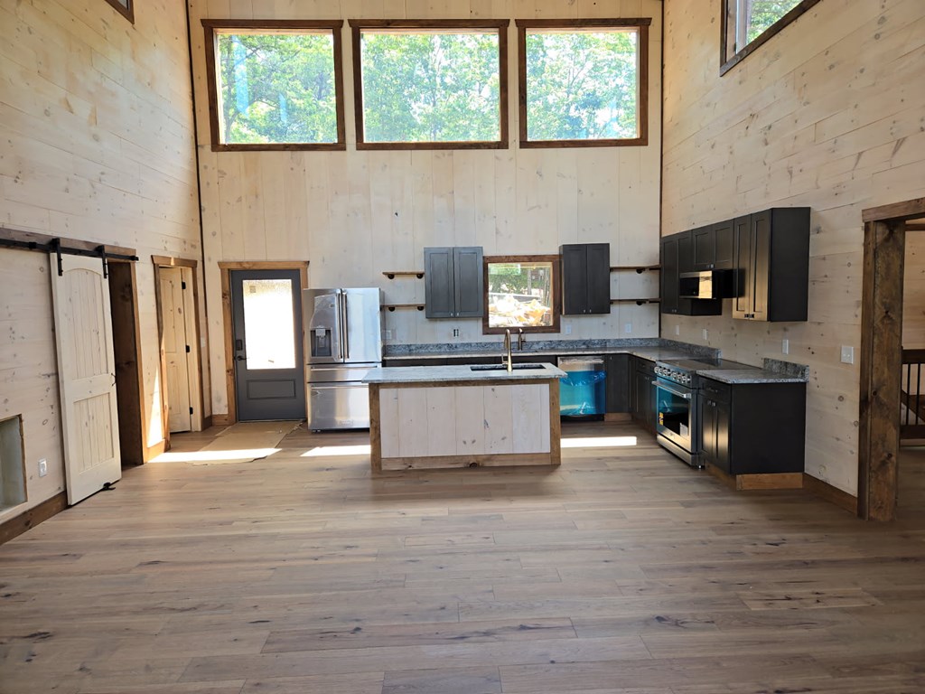 417277 Blue Ridge Residential