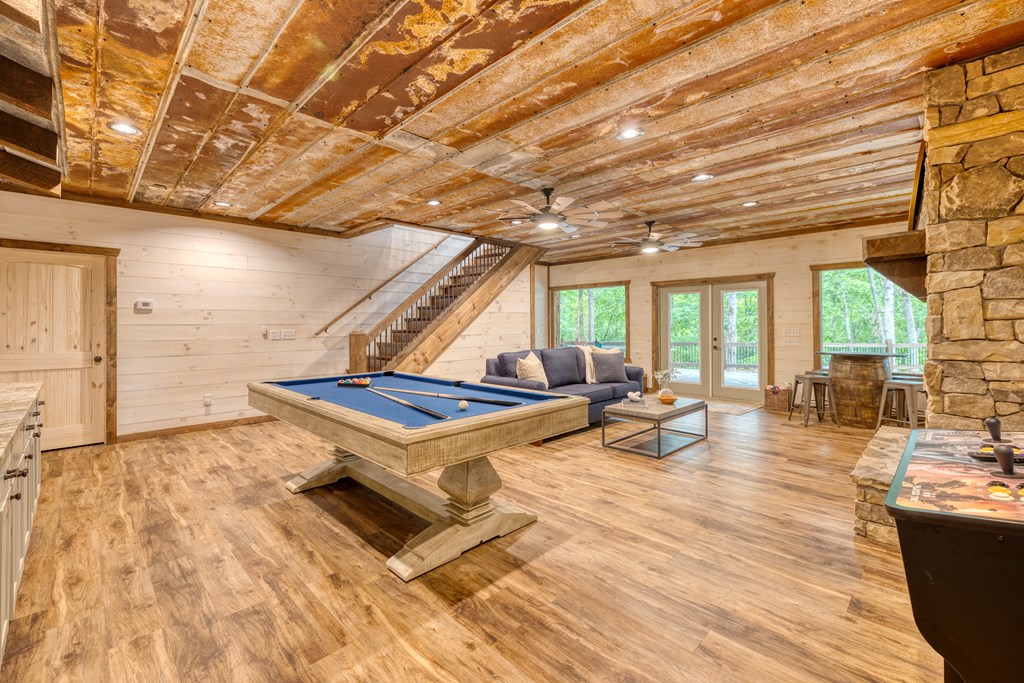 417277 Blue Ridge Residential