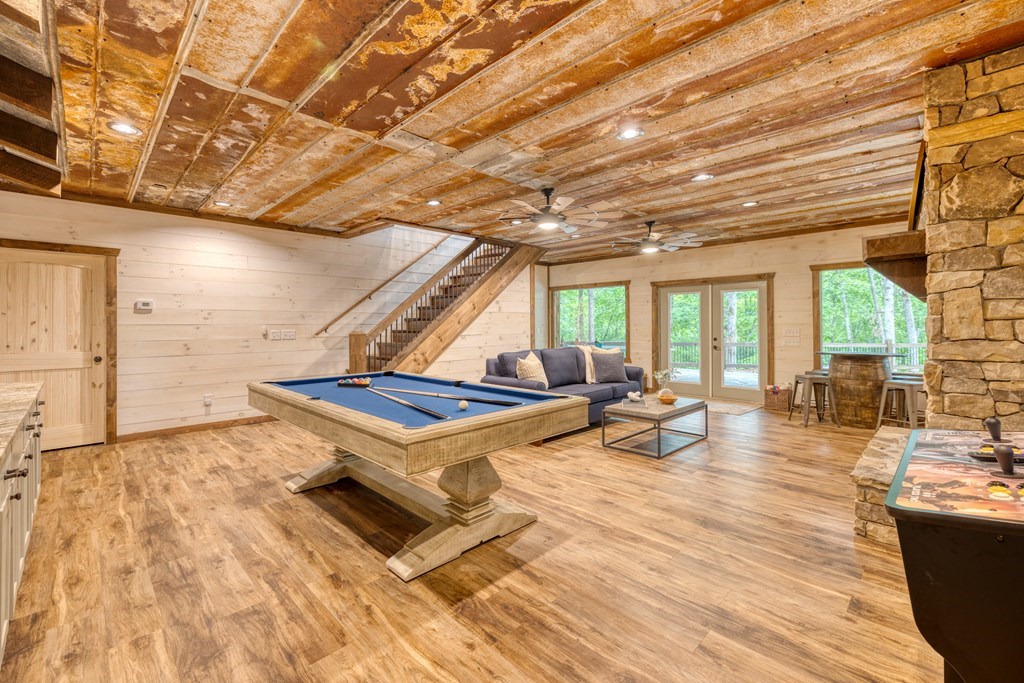 417277 Blue Ridge Residential
