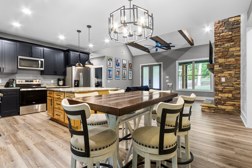 417283 Talking Rock Residential