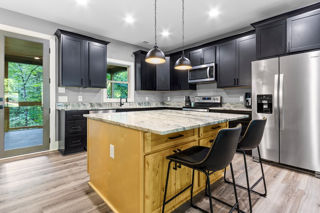 417283 Talking Rock Residential