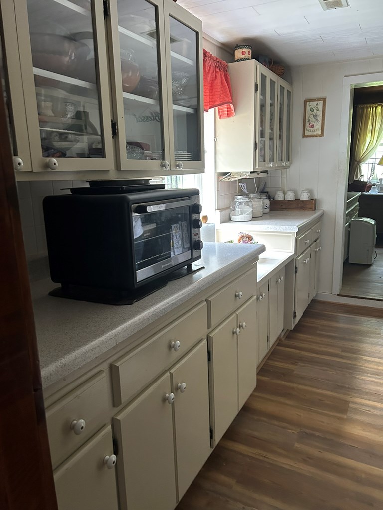 417286 Hayesville Residential