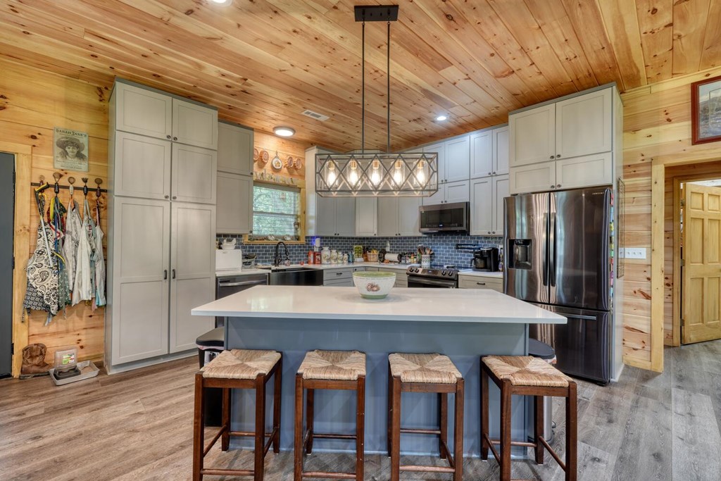 417289 Morganton Residential