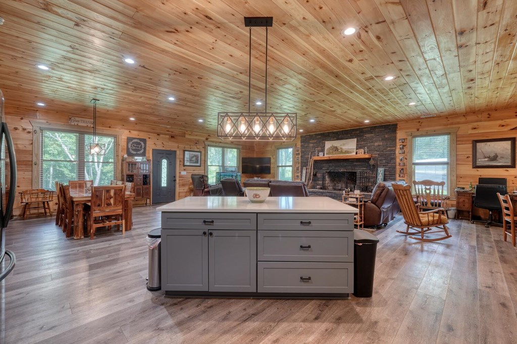417289 Morganton Residential