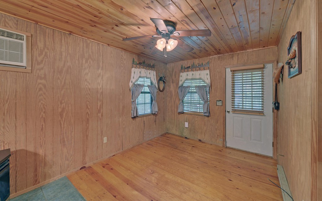 417292 Murphy Residential