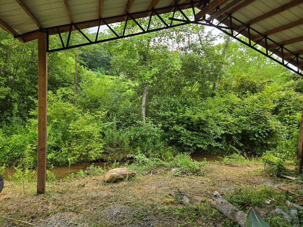 417300 Young Harris Land