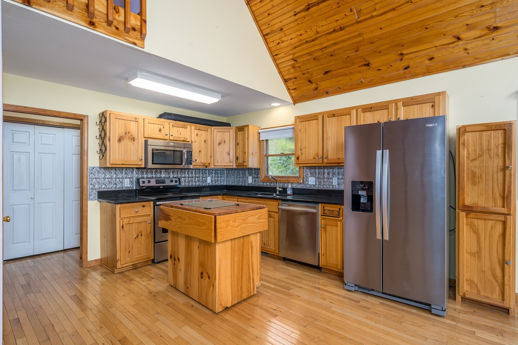 417301 Murphy Residential