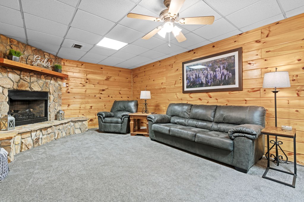 417323 Blue Ridge Residential
