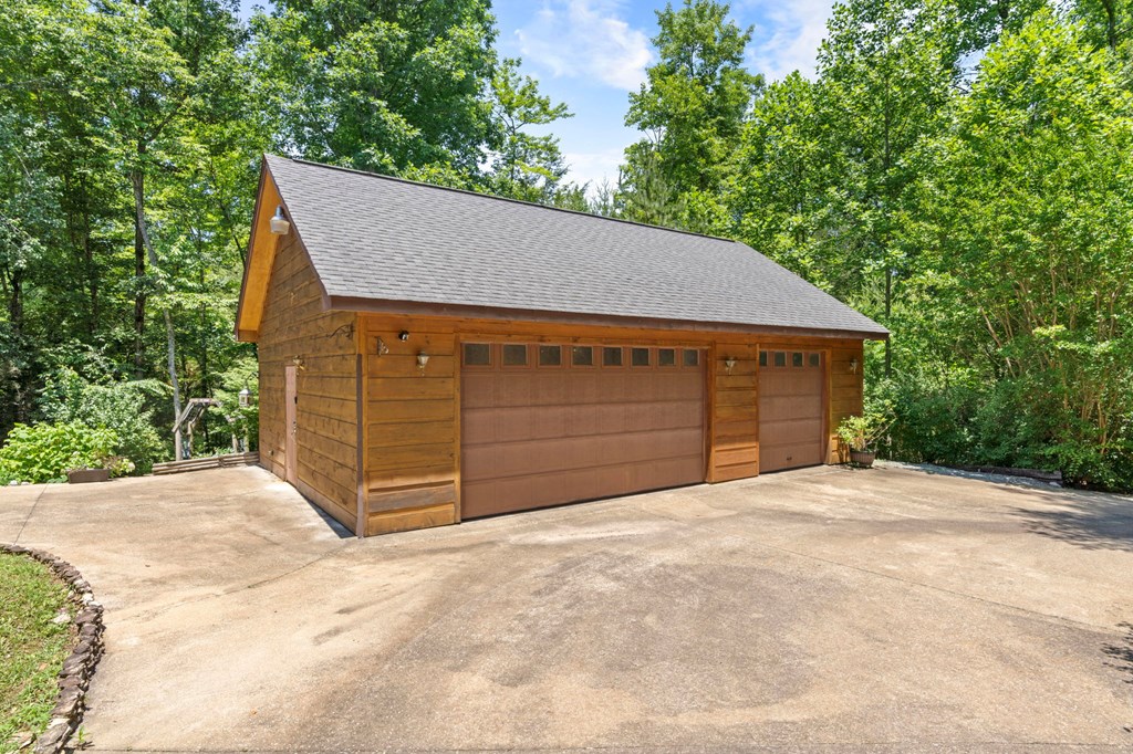 417323 Blue Ridge Residential