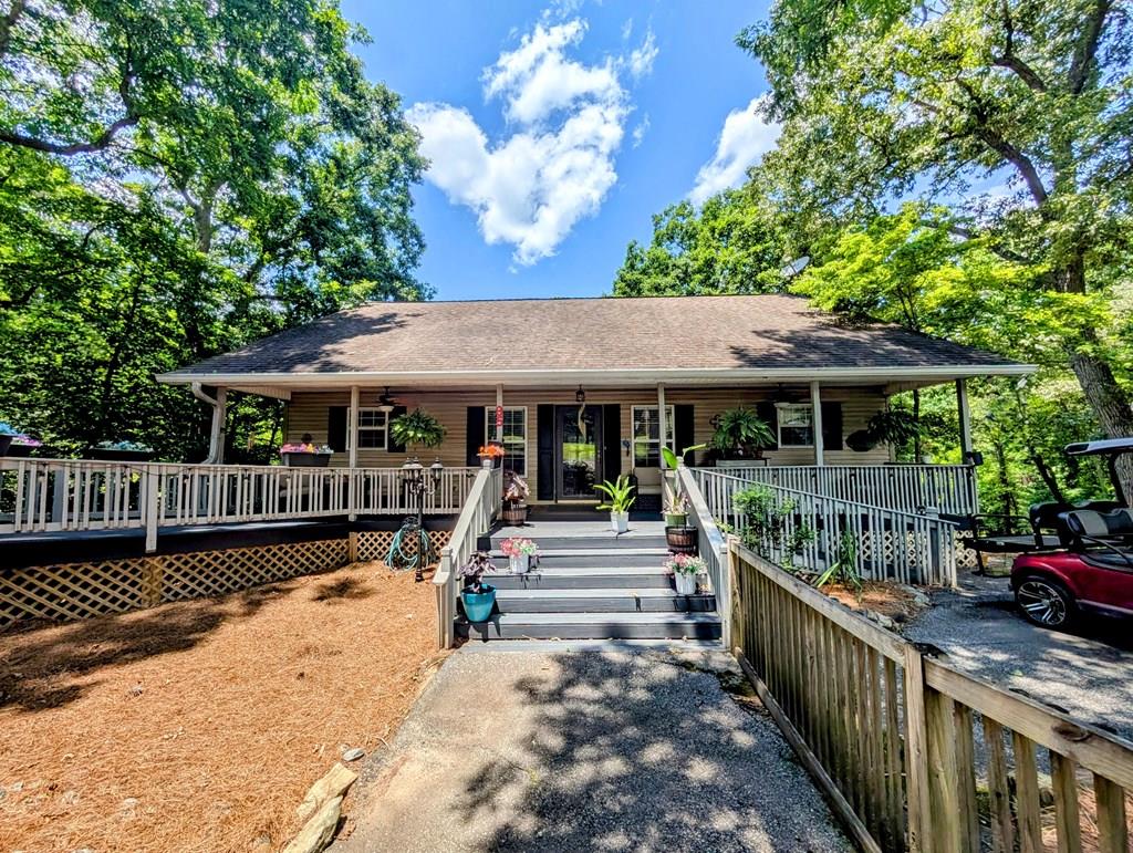 417325 Hiawassee 