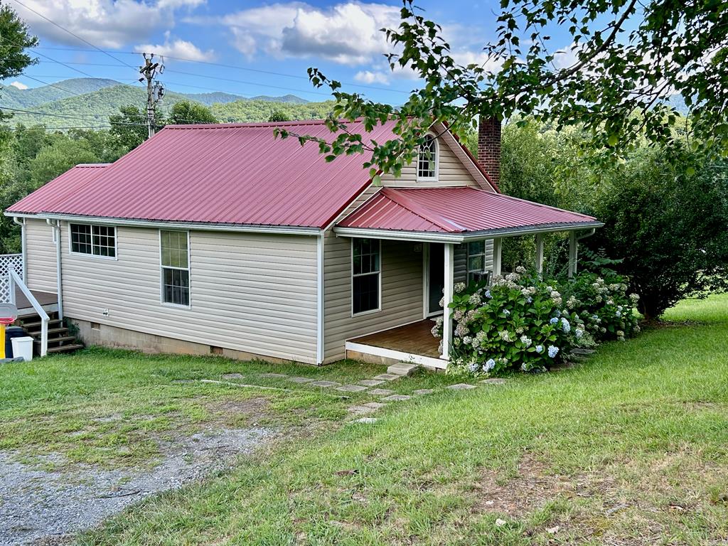 417345 Hayesville 