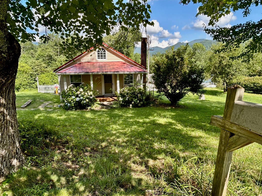 417345 Hayesville Residential
