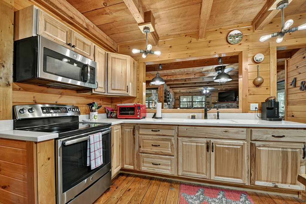417353 Cherry Log Residential