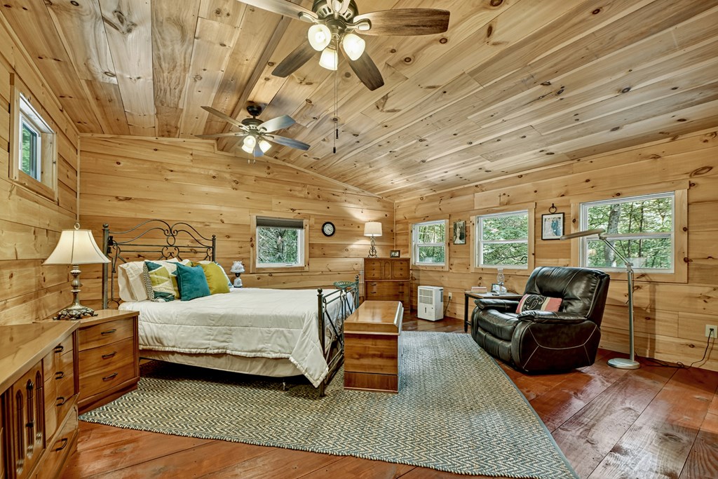 417353 Cherry Log Residential