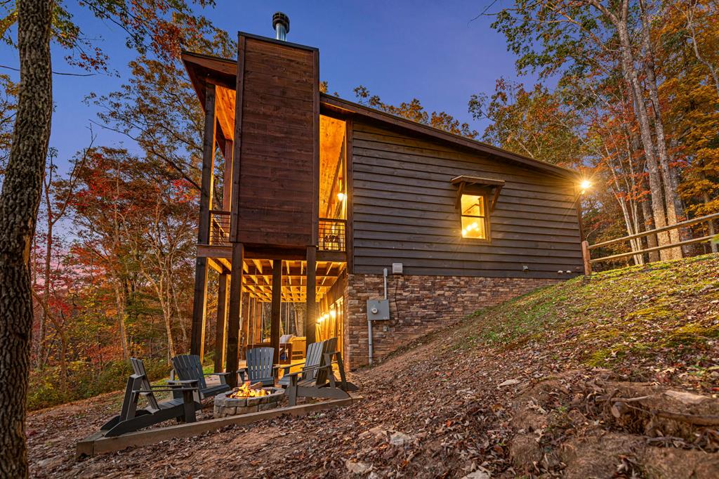 417370 Mineral Bluff Residential