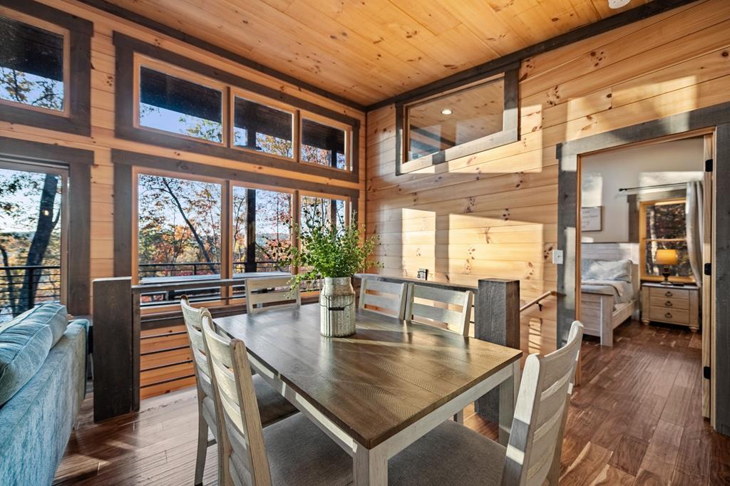 417370 Mineral Bluff Residential