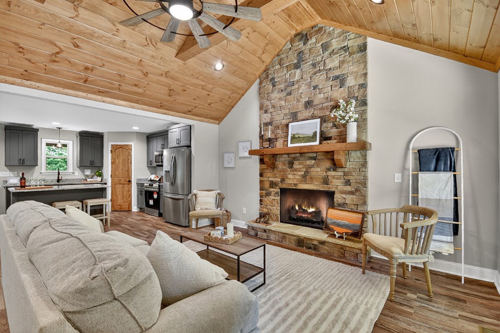 417380 Ellijay Residential