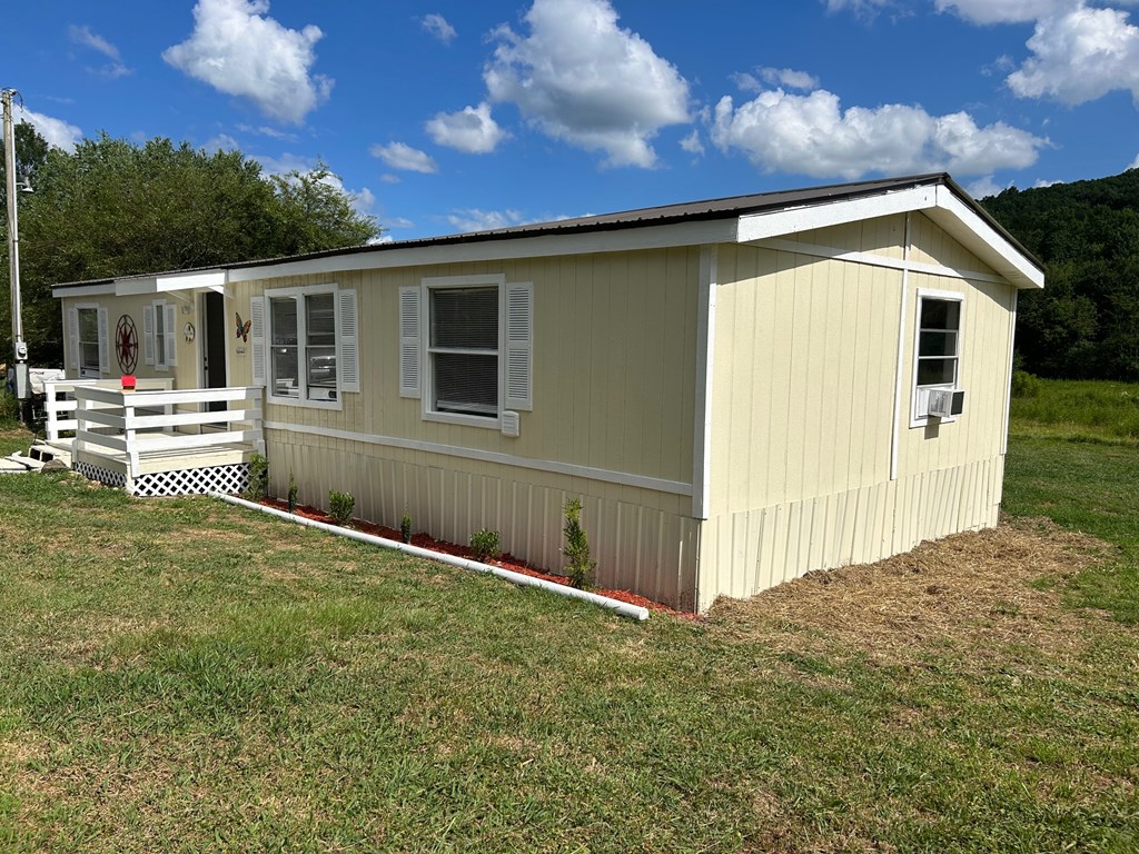 417382 Blairsville Residential