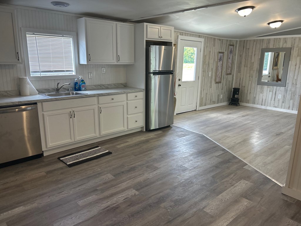 417382 Blairsville Residential