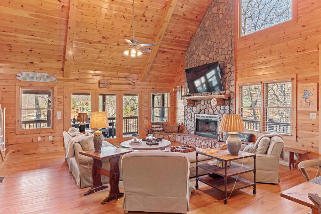 417384 Morganton Residential