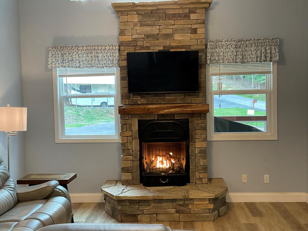 417385 Blairsville Residential