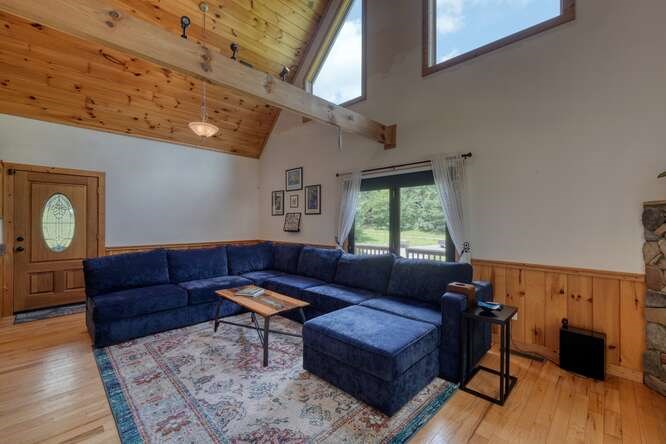 417387 Young Harris Residential