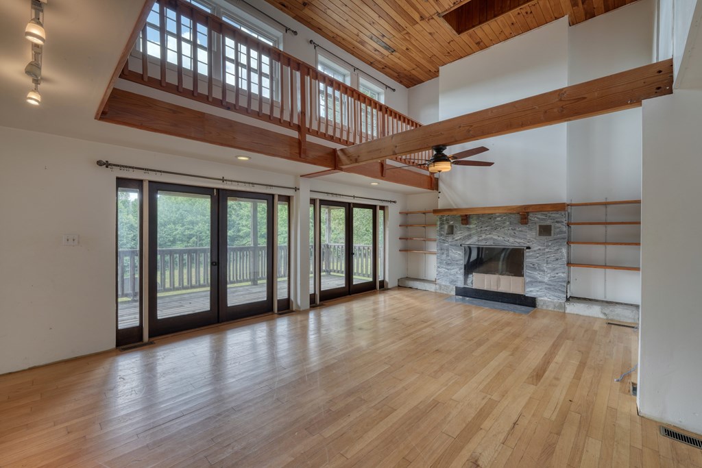 417388 Mineral Bluff Residential