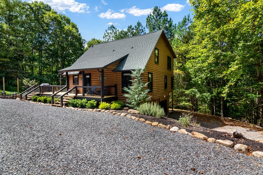 417399 Mineral Bluff Residential