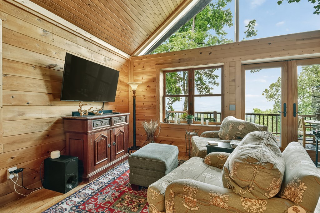 417402 Ellijay Residential
