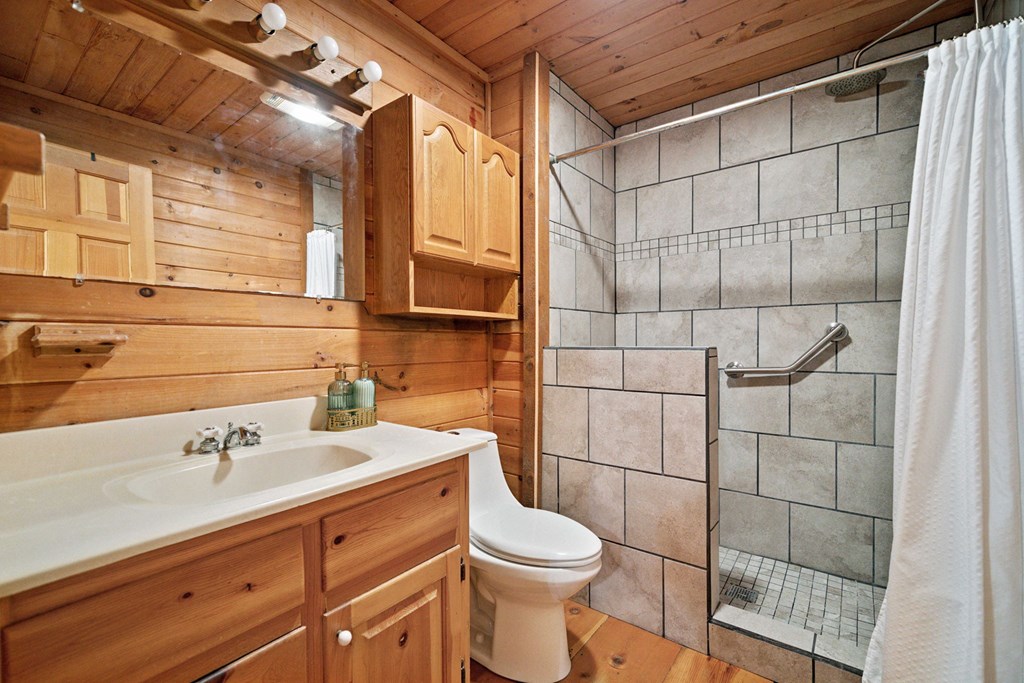 417406 Ellijay Residential
