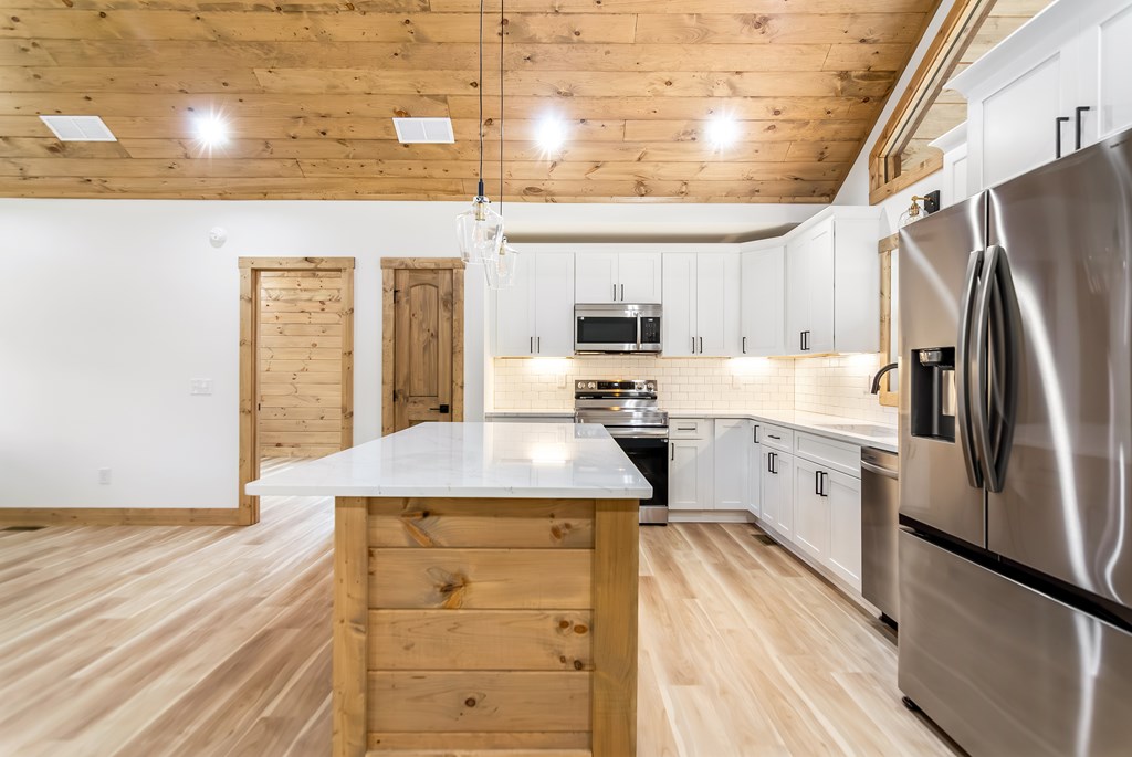 417408 Ellijay Residential