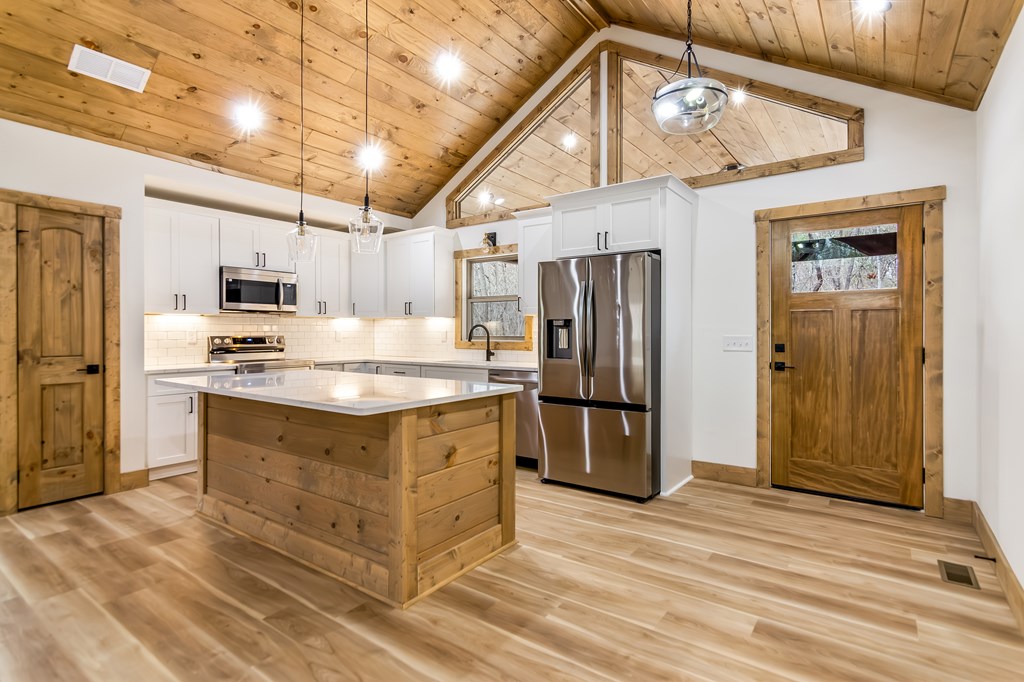 417408 Ellijay Residential