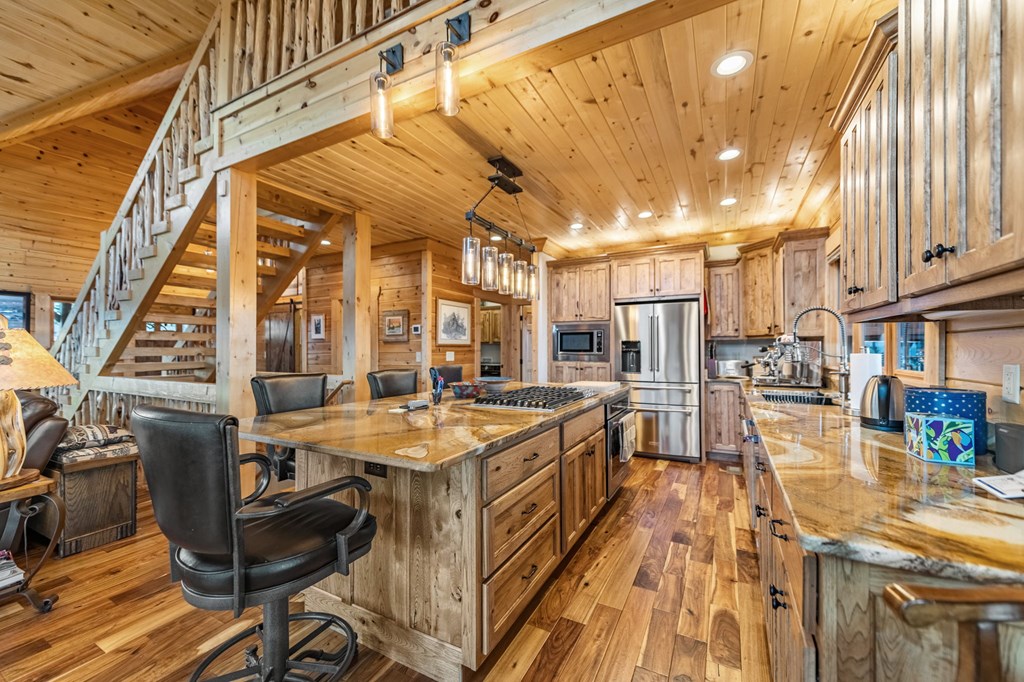 417418 Epworth Residential