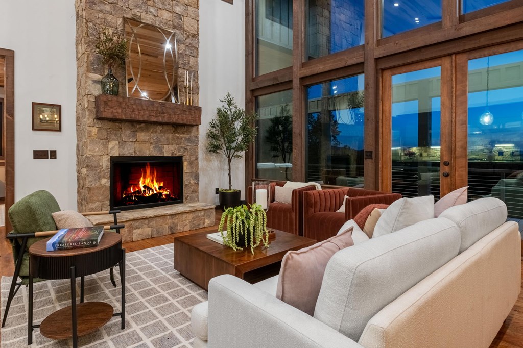 417450 Morganton Residential