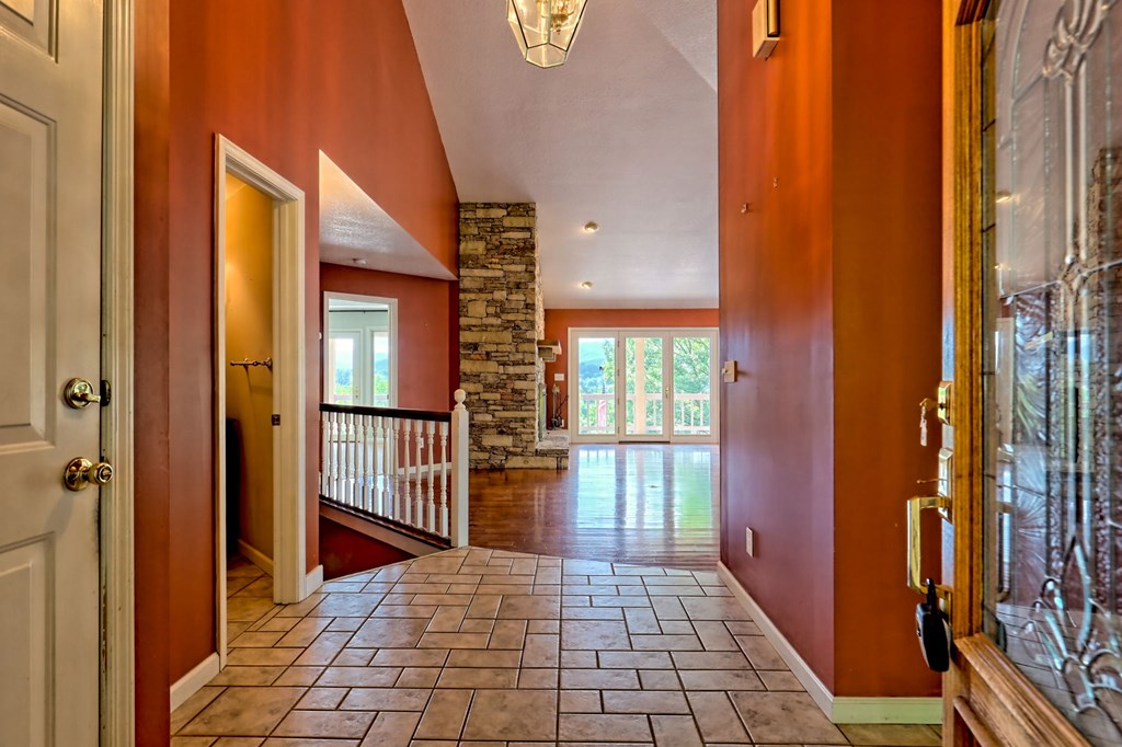 417451 Hayesville Residential