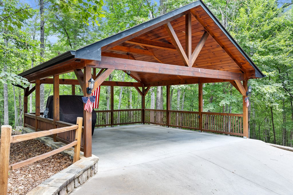417466 Blue Ridge Residential